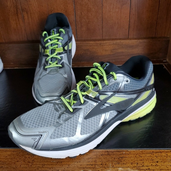 brooks ravenna 7 mens